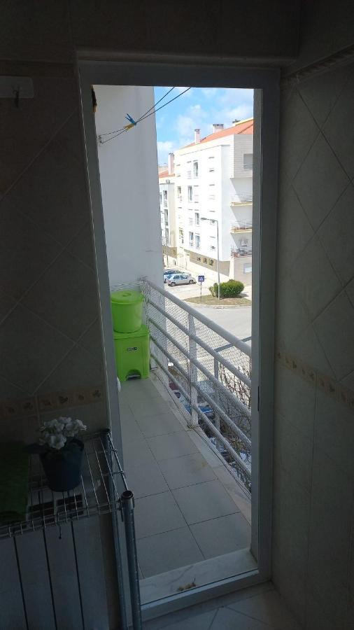 Residential Apartment With 3 Bedrooms, Elevator, And Plenty Of Natural Light, Close To Lisbon มอนตีโจ ภายนอก รูปภาพ